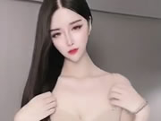 एशियाई फूहड़, नग्न नृत्य और हस्तमैथुन